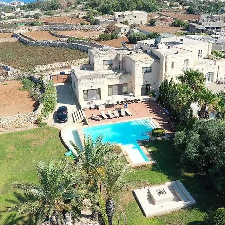 فيلة Mediterranea
